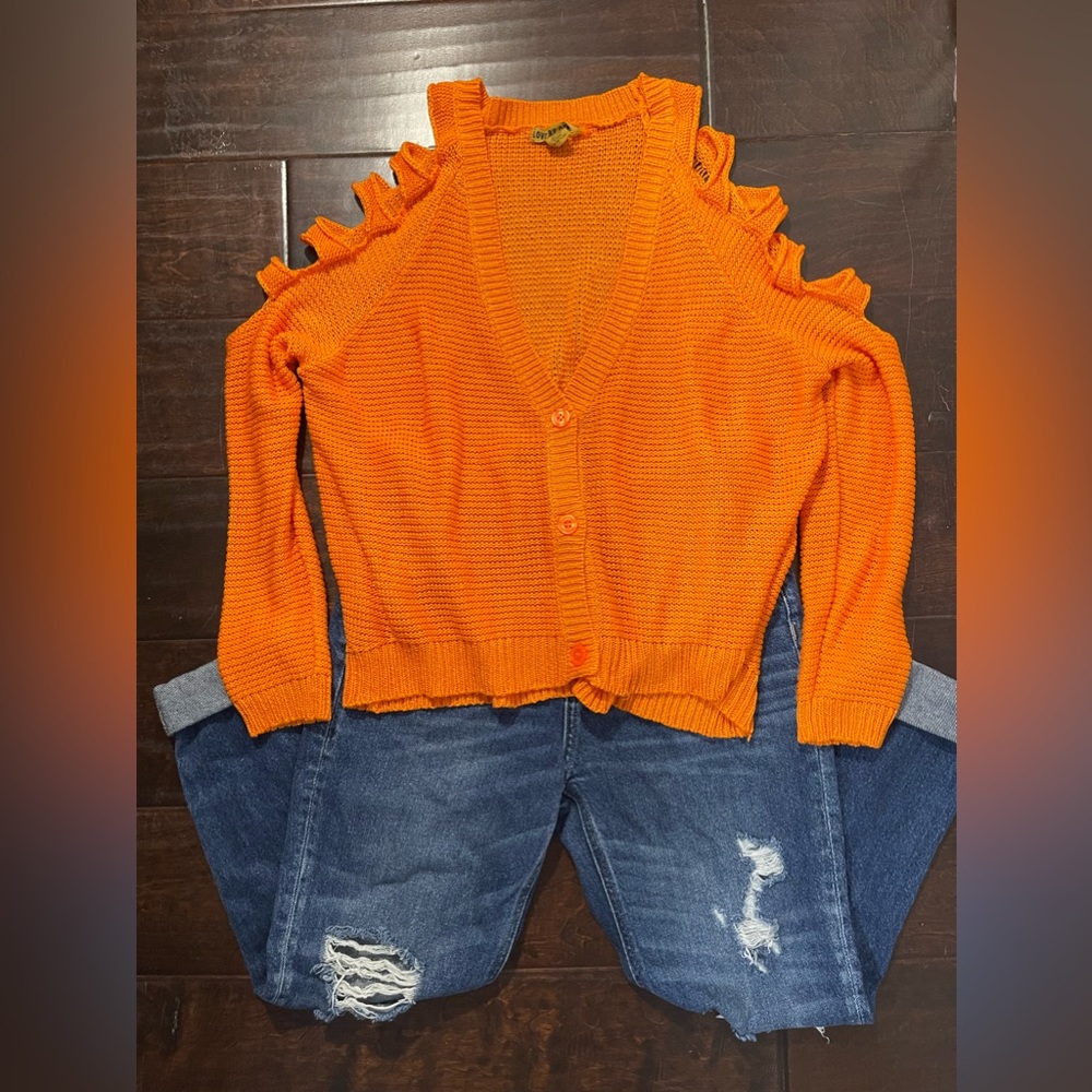 Women cut-out sweaters